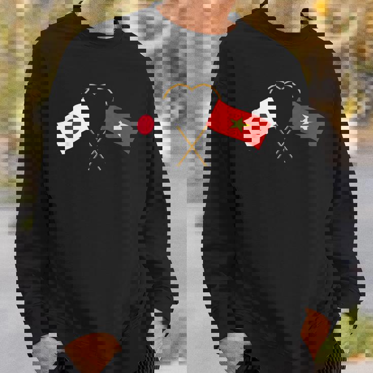 Japanese Flagietnamese Flagベトナムの遺産 ベトナムのルーツ 日本の国旗 ベトナムの国旗 スウェットシャツ 彼への贈り物