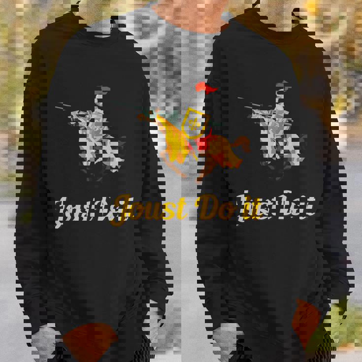 Jousting Joust Do It 中世の騎士tシャツ スウェットシャツ 彼への贈り物