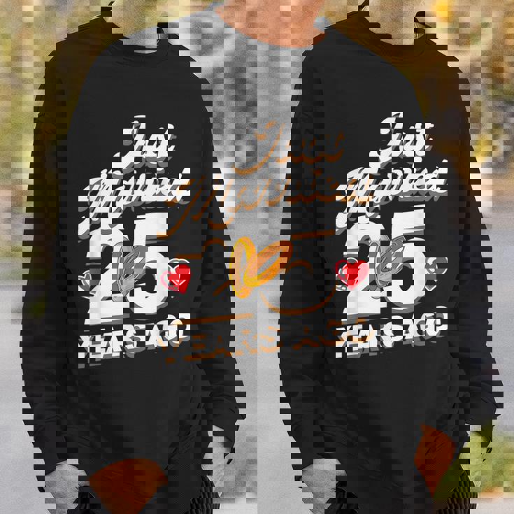 Just Married 25 Years Ago シルバーウェディング スウェットシャツ 彼への贈り物