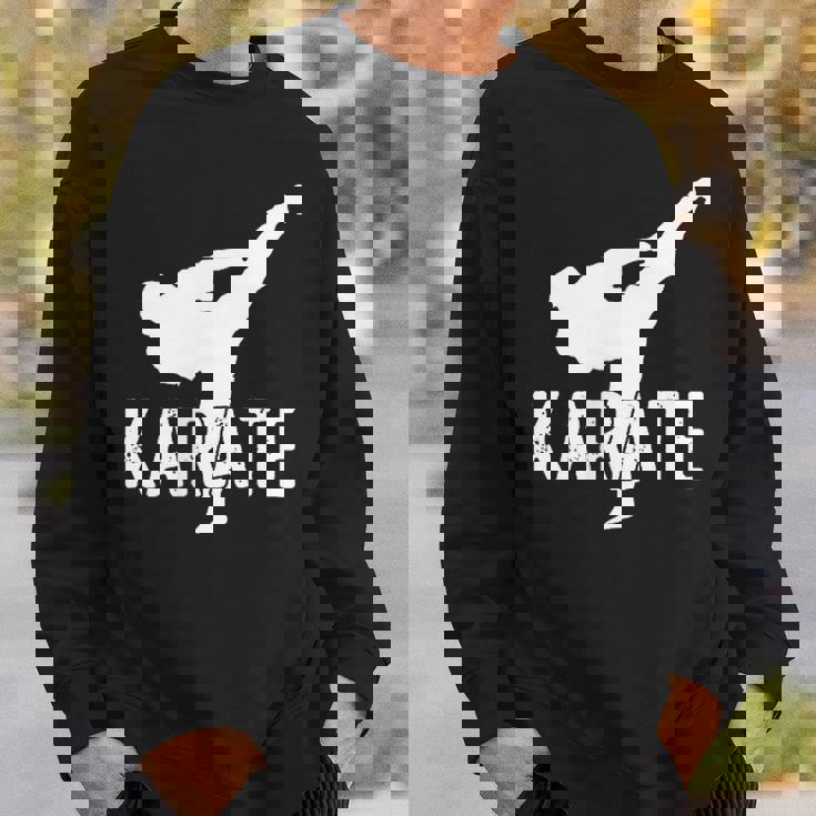 Karate Kick 空手キック松濤館、剛柔和道上地糸東極真流 スウェットシャツ 彼への贈り物