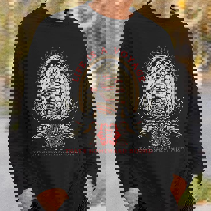 Life Is Aoyage オールドスクール セーリング船 タトゥーデザイン スウェットシャツ 彼への贈り物