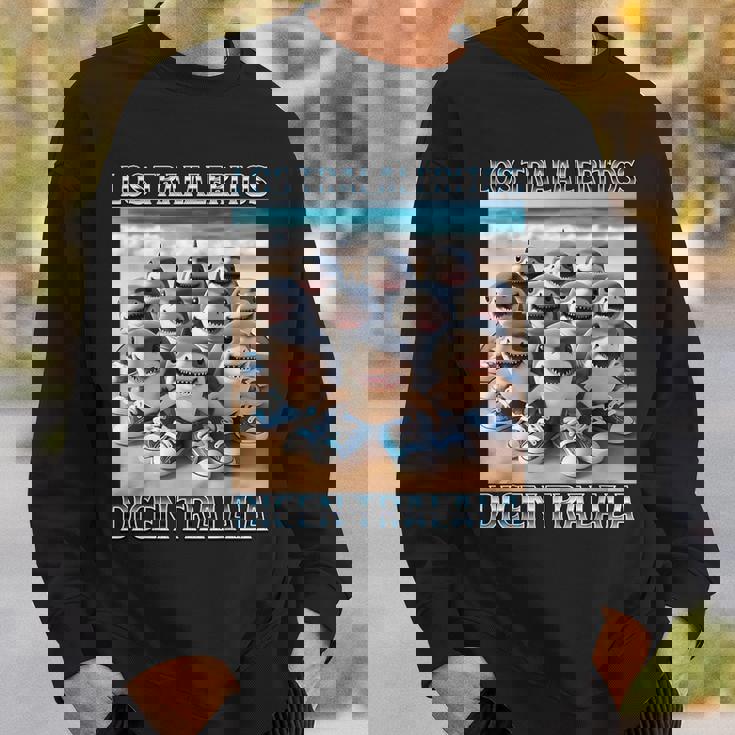 Los Traleritos Dicen Tralala イタリアンブレインロットミーム スウェットシャツ 彼への贈り物