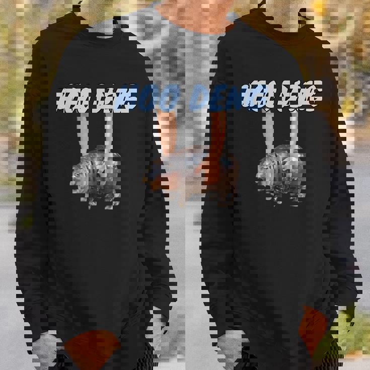 Moo-Deng Baby Pygmy Hippo Cute Zoo For Family スウェットシャツ 彼への贈り物