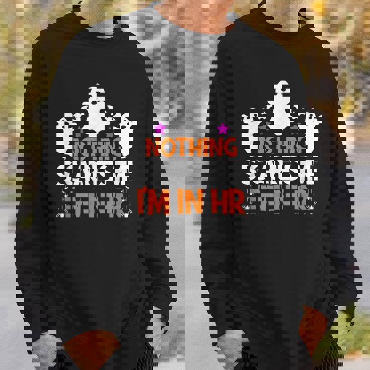 Nothingcares Me I'm In Hr ハロウィン 人事 スウェットシャツ 彼への贈り物