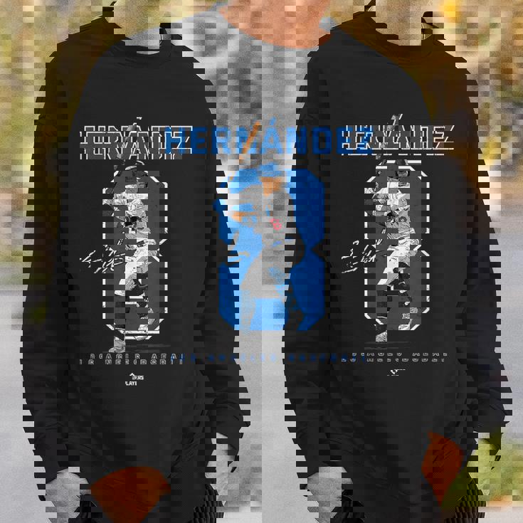 Number And Portrait Kike Hernandez Los Angeles Mlbpa スウェットシャツ 彼への贈り物