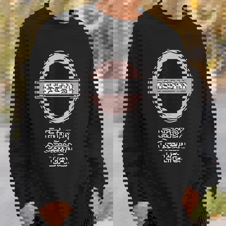 Ossan おっさん（車好き ロゴ エンブレム パロディ）【変なtシャツ屋さん】文字 メッセージ 面白い デザイン スウェットシャツ 彼への贈り物