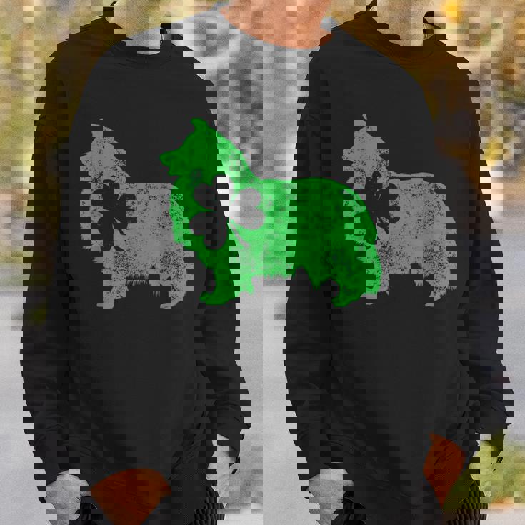 Shetlandheepdog シェルティ セントパトリックデー メンズ シャムロックドッグ スウェットシャツ 彼への贈り物