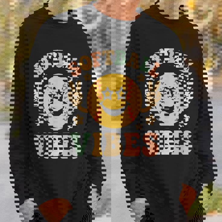 Softballibes 星目スマイル ポジティブソフトボール スウェットシャツ 彼への贈り物