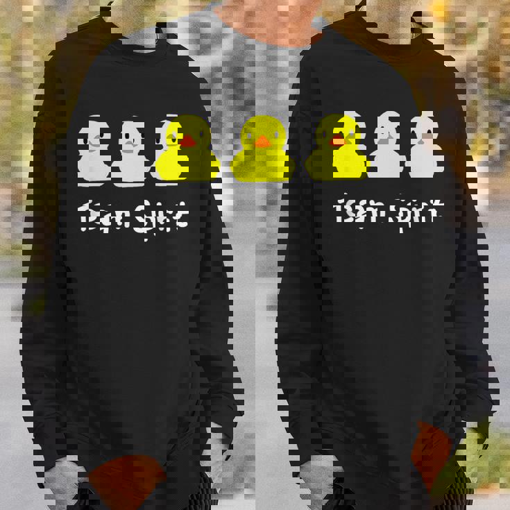 Teampirit Three イエローラバーダックグラフィックプリント スウェットシャツ 彼への贈り物