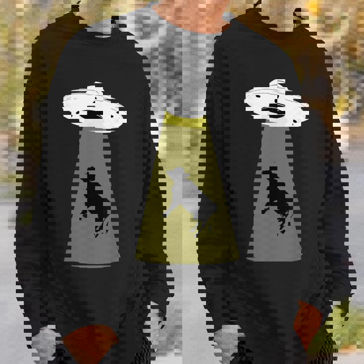 Ufo牛誘拐シャツ スウェットシャツ 彼への贈り物