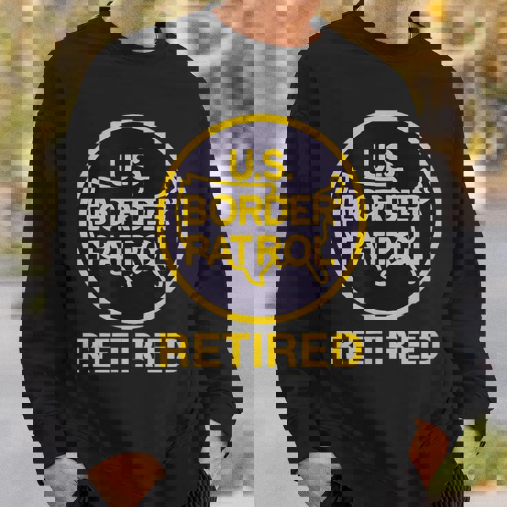 US ボーダー パトロール 退職 面白い アメリカン 愛国心 ユーモア スウェットシャツ 彼への贈り物