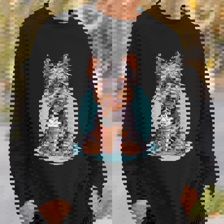 Yorkie Dog アニメ アイスクリームを食べる 夏 かわいい スウェットシャツ 彼への贈り物