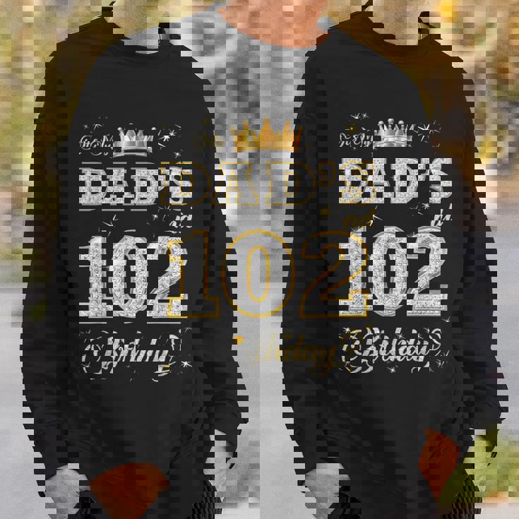 お父さんの102歳の誕生日 102歳 父の誕生日 スウェットシャツ 彼への贈り物