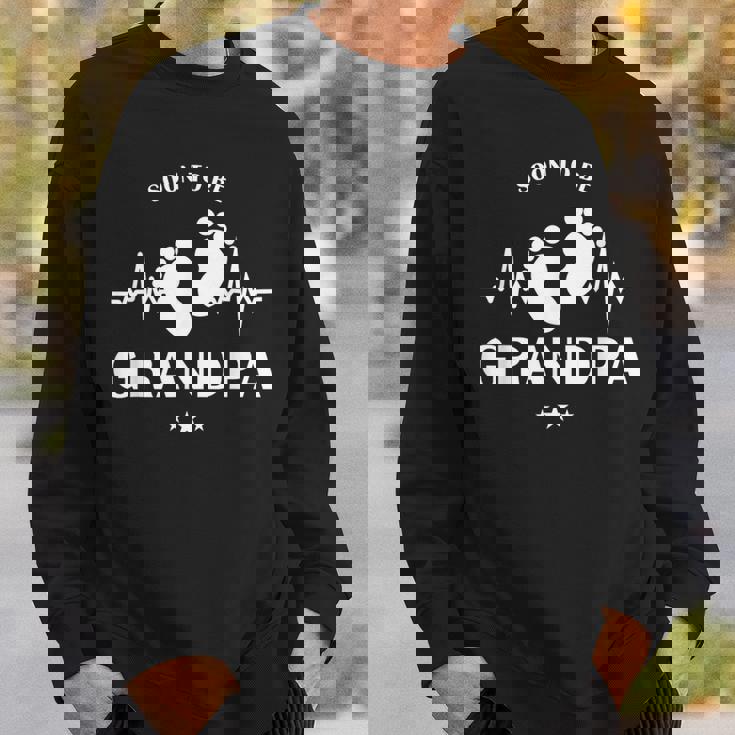 もうすぐおじいちゃん、新しいおじいちゃんになる スウェットシャツ 彼への贈り物