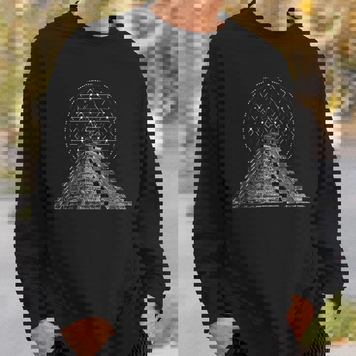 アステカ ピラミッド 古代マヤ文明 歴史神話 スウェットシャツ 彼への贈り物