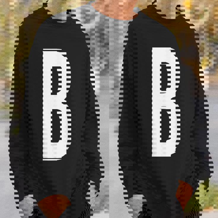 アルファベットアルファベットモノグラムイニシャル。 スウェットシャツ 彼への贈り物