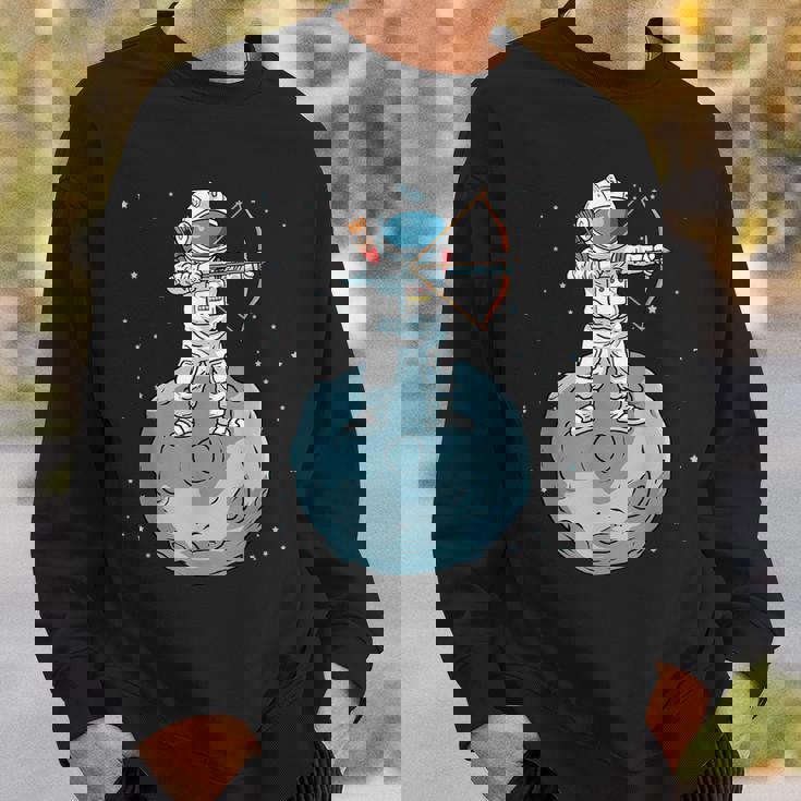 アーチェリーシャツキッズロングボウ宇宙飛行士ギフトキッズボウアーチェリー スウェットシャツ 彼への贈り物