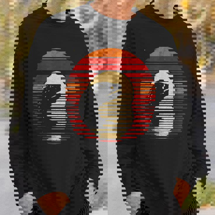 ウツボ サンセット レトロスタイル サファリ ヴィンテージ 70年代 釣り スウェットシャツ 彼への贈り物