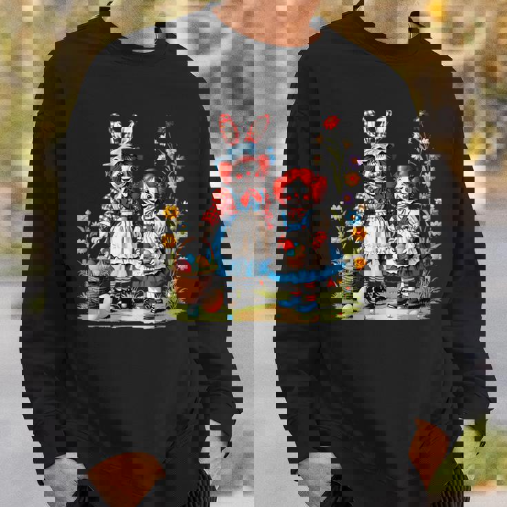 エッグハントにイースターバニーの耳を持つラガディアン。 スウェットシャツ 彼への贈り物