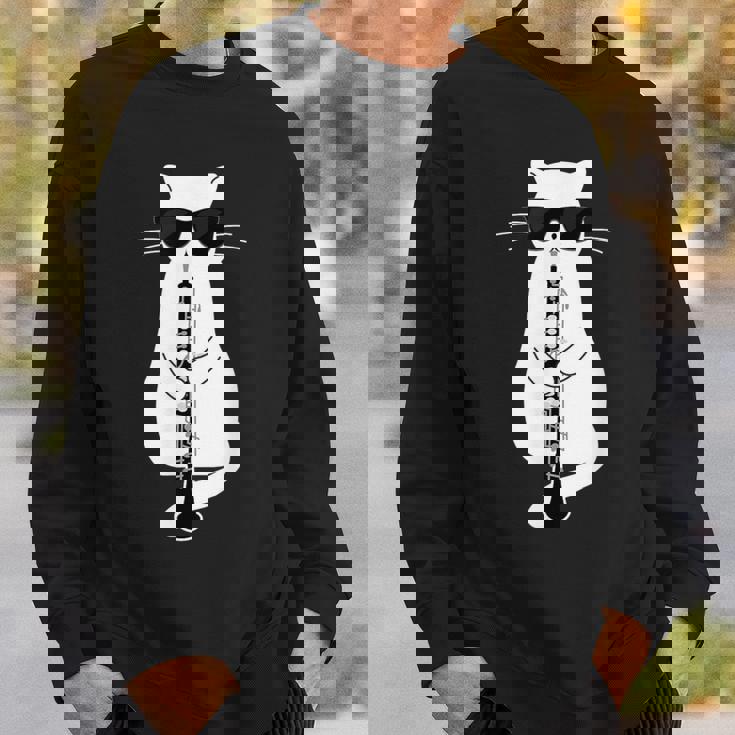 オーボエで遊ぶサングラスをかけた猫 スウェットシャツ 彼への贈り物