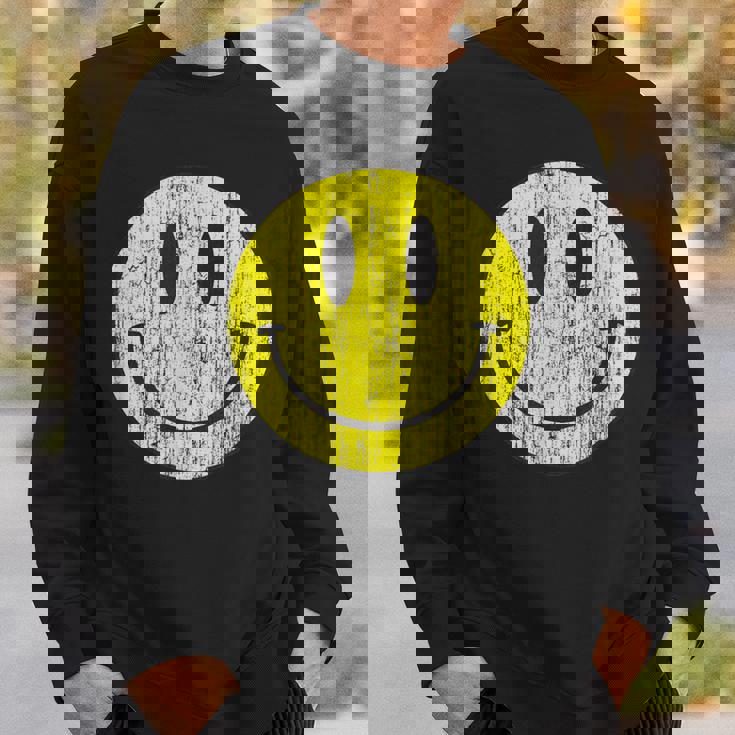 クラシック スマイリーシャツ アンティーク調 80年代風 アシッドハウス アイコン 顔文字 スウェットシャツ 彼への贈り物