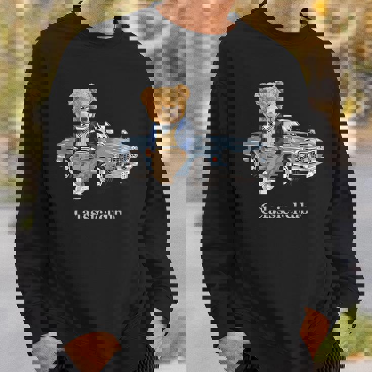 クラシックカーがかわいいテディベア。 スウェットシャツ 彼への贈り物