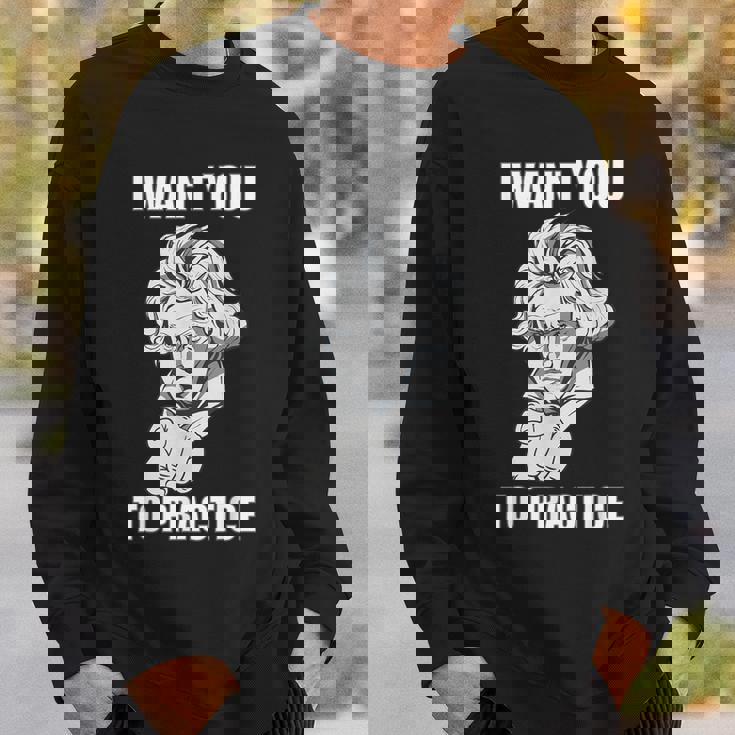 クラシック音楽 音楽家 ベートーヴェン ヴァイオリン ピアノ チェロ 練習 音楽好き おもしろ デザイン スウェットシャツ 彼への贈り物