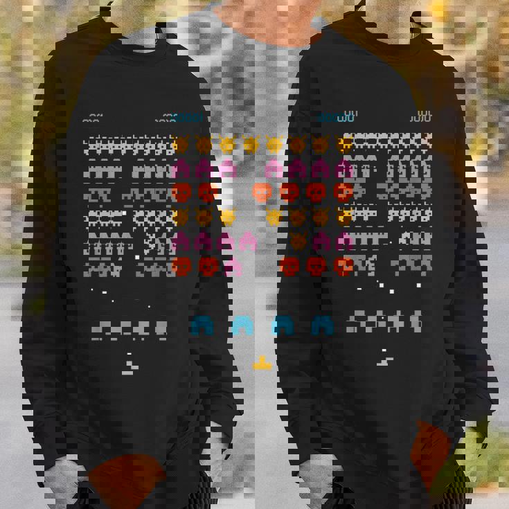ゲーム愛好家のためのレトロなゲーマー。 スウェットシャツ 彼への贈り物