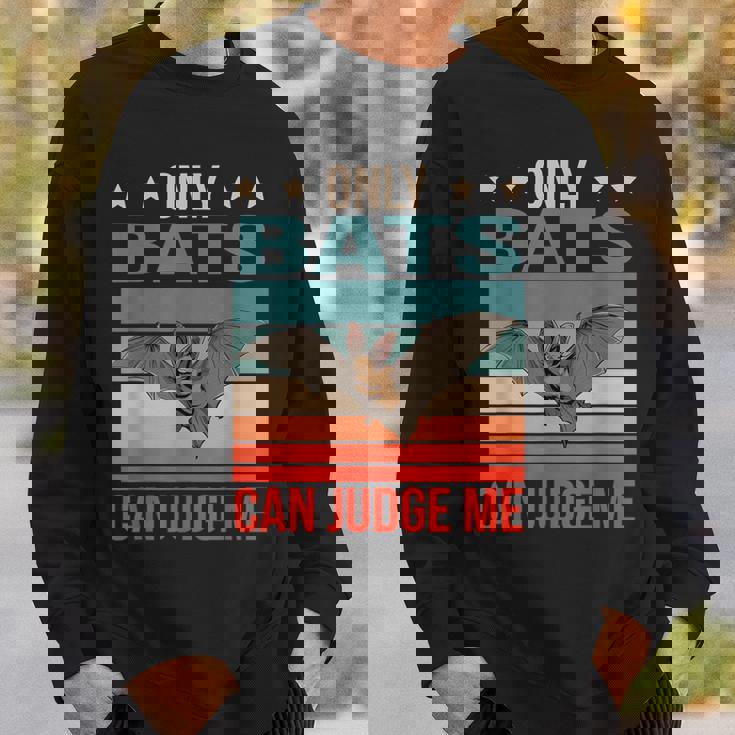 コウモリは私を判断できる 吸血コウモリ コウモリ スウェットシャツ 彼への贈り物