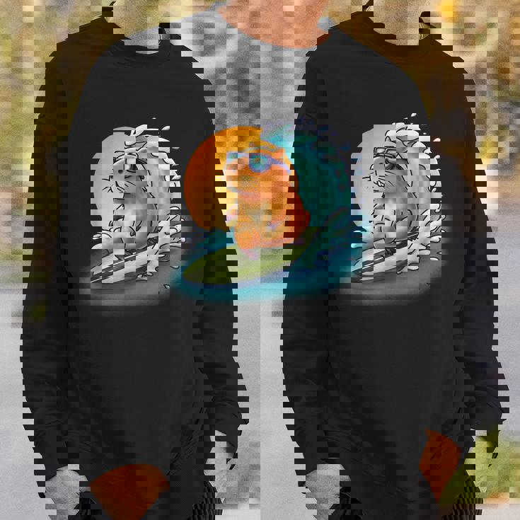 サングラスでサーフィンカピバラ スウェットシャツ 彼への贈り物