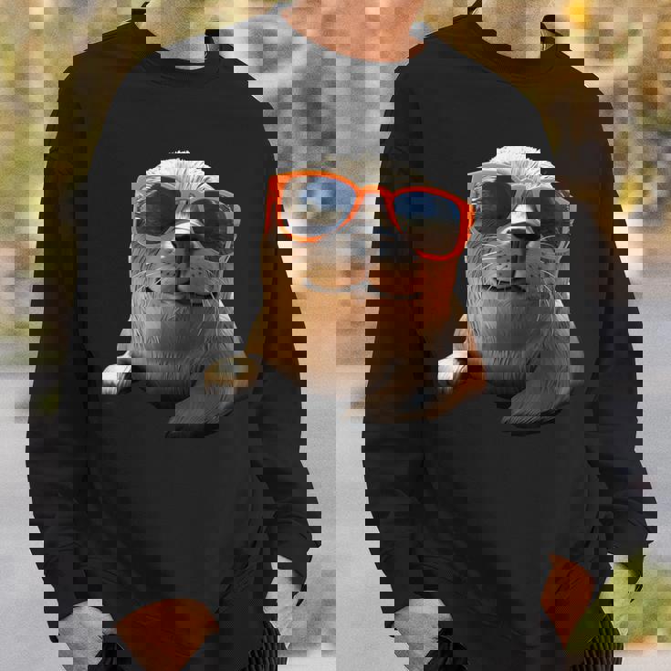 サングラスをかけたアザラシ かわいいアザラシ スウェットシャツ 彼への贈り物