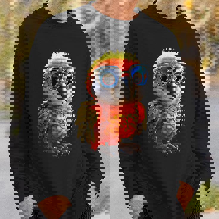 サングラスをかけたインコ コンゴウインコ オカメインコ かわいいインコ スウェットシャツ 彼への贈り物