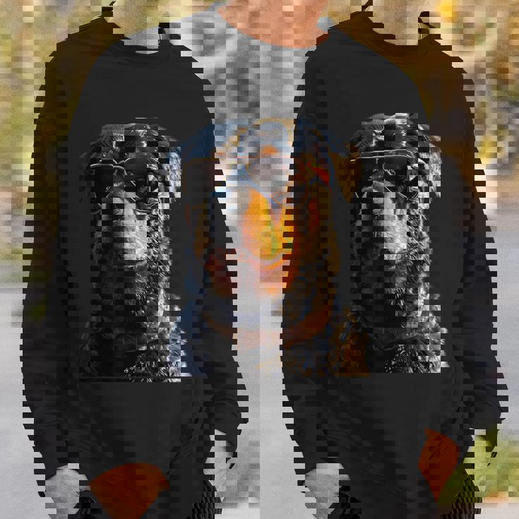 サングラスをかけたロットワイラー 愛犬自慢のロットワイラー スウェットシャツ 彼への贈り物