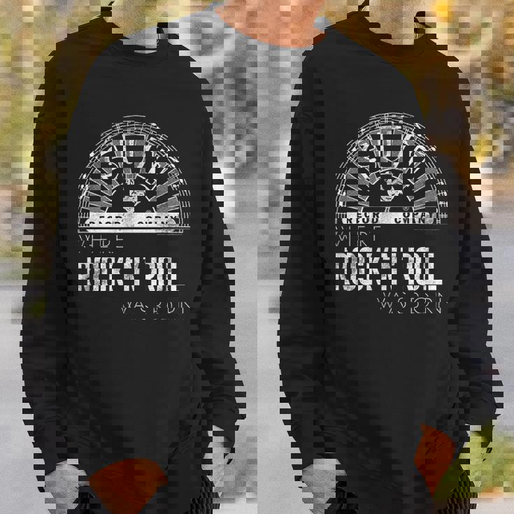 サン・レコードはロックンロールが生まれた場所で苦境に陥った スウェットシャツ 彼への贈り物