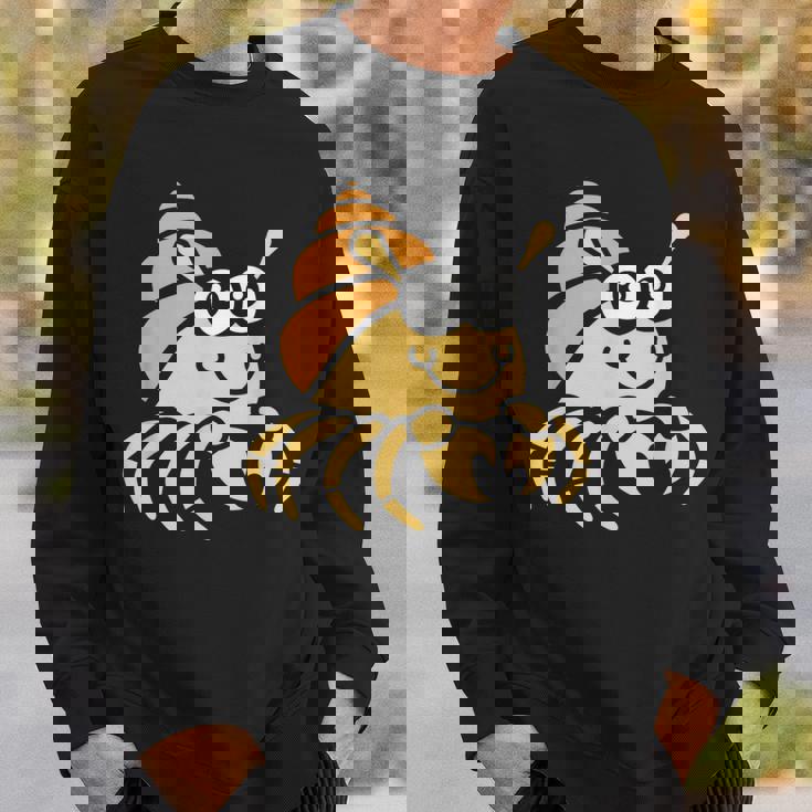 シンプルでかわいいミニマリストの甲殻類のリトル・ハーミット・バーナード スウェットシャツ 彼への贈り物