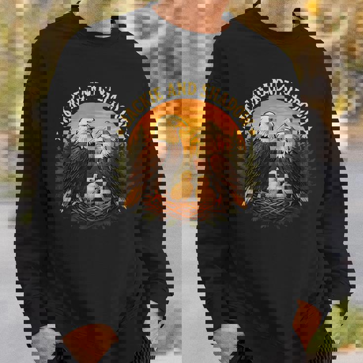 ジャッキーとシャドウ ハクトウワシビンテージ野生動物 自然 スウェットシャツ 彼への贈り物