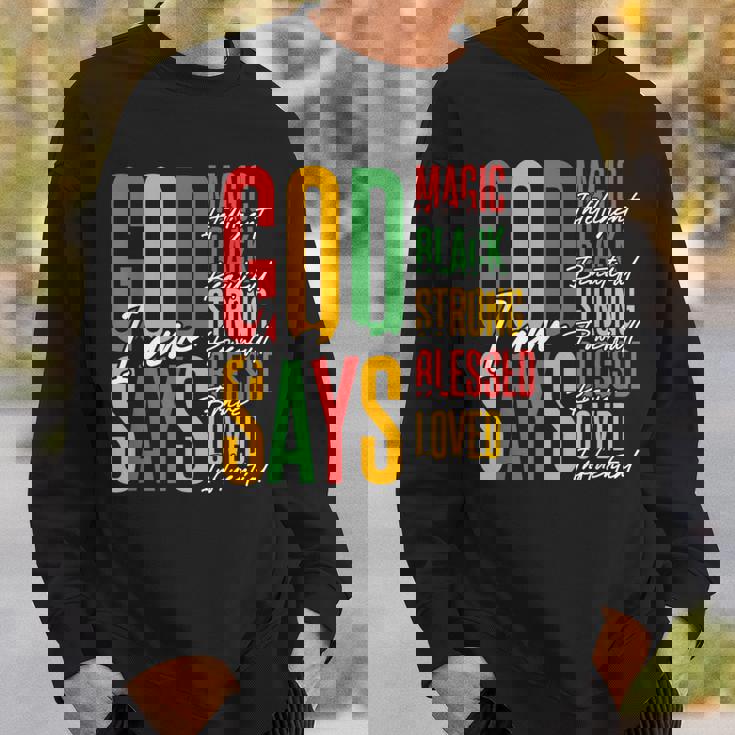 ジューンティーンス・ブラック・ガール・クリスチャン・ゴッドは私が強く祝福されていると言う スウェットシャツ 彼への贈り物