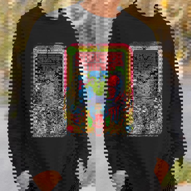 ストレンジャー・シングス プロモコミック ザ・パーティー ベクナ バトル レトロ 80年代 スウェットシャツ 彼への贈り物