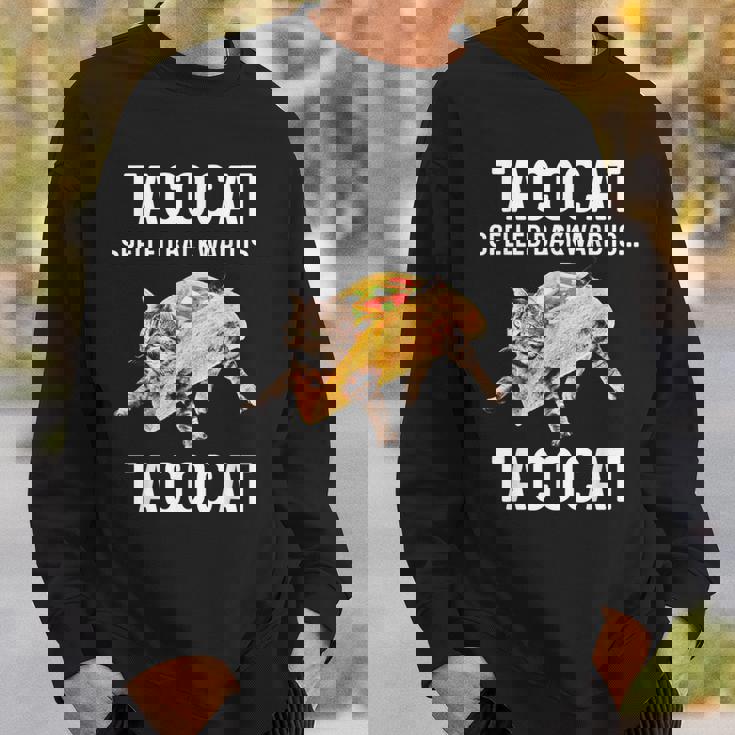 タコキャットは後ろ向きに綴られたタコキャット 愛猫とタコス スウェットシャツ 彼への贈り物