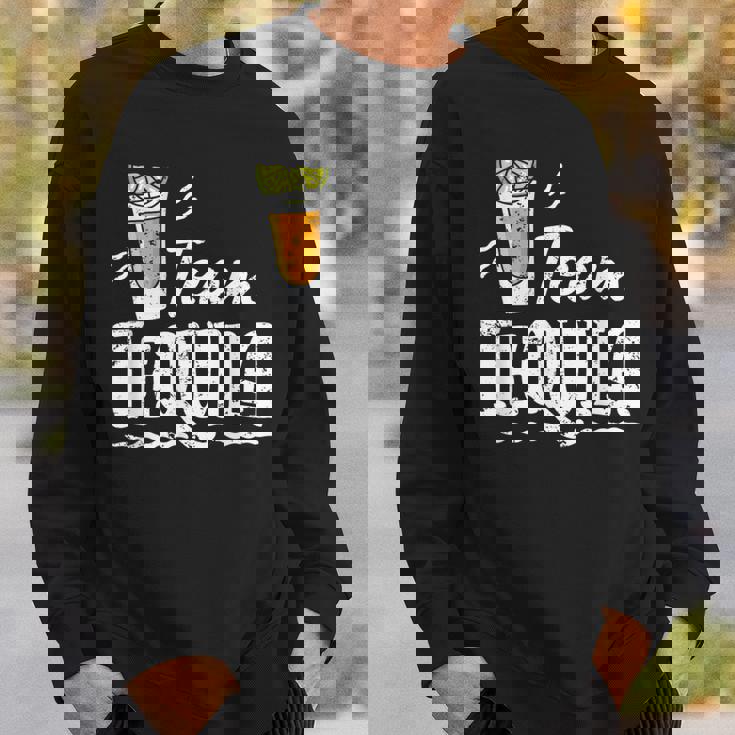 チーム・テキーラ・アイ・メキシカン・バー・アルコール・テキーラ・パーティー スウェットシャツ 彼への贈り物