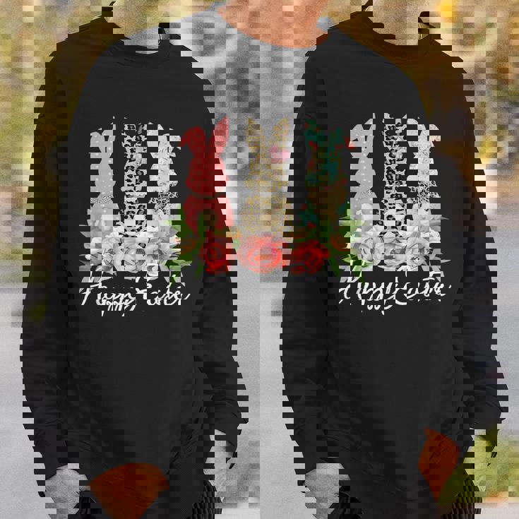 ハッピーイースター 3匹のウサギ 春のハント 卵 おもしろウサギ スウェットシャツ 彼への贈り物