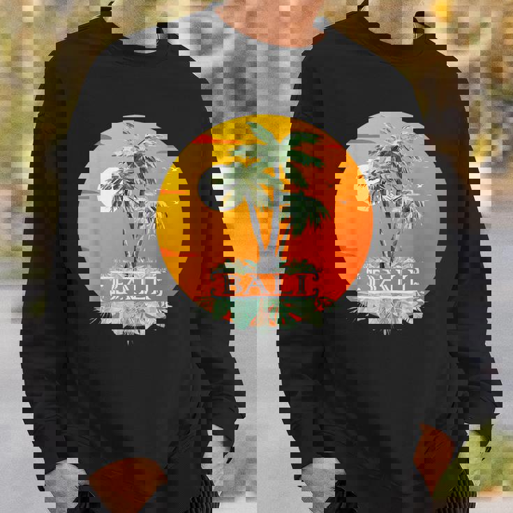 バリ島 熱帯雨林 ジャングル ハイキング ウブド ヌサペニダ ギフト お土産 島 インドネシア 夕日 休暇 ギリ諸島 スウェットシャツ 彼への贈り物