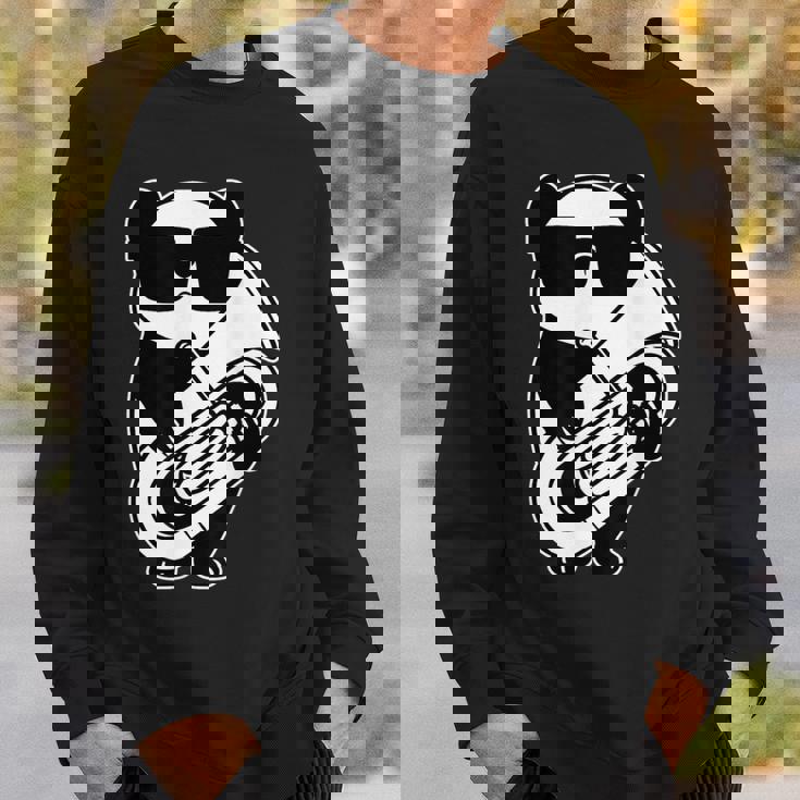 パンダとチューバ楽器チューブ スウェットシャツ 彼への贈り物