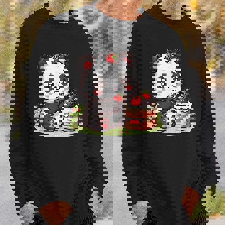 パンダを食べるストロベリーケーキ スウェットシャツ 彼への贈り物