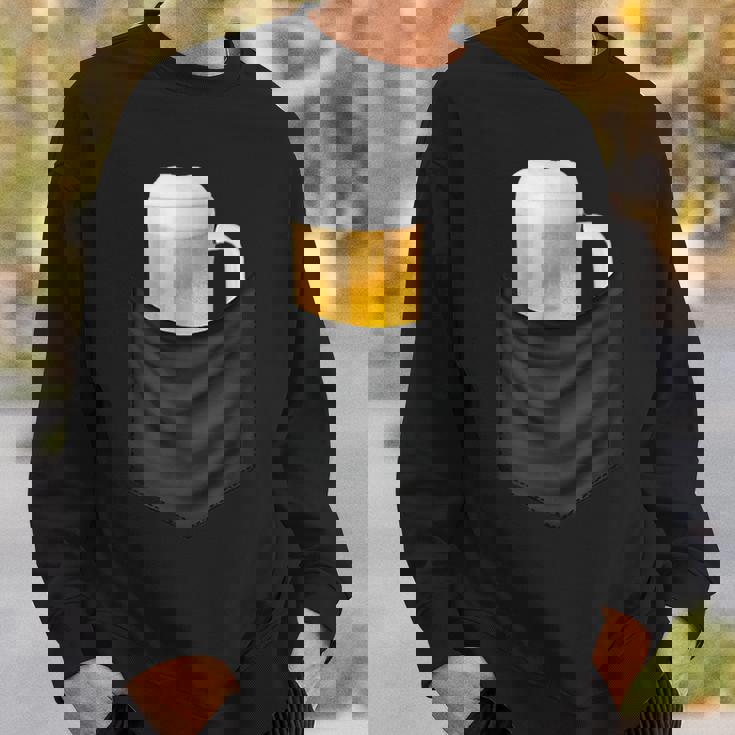 ビール 酒 面白いtシャツ 面白い ジョッキ ポケット 飲み おもしろ 飲み会 のんべえ メンズ ネタ 服 スウェットシャツ 彼への贈り物