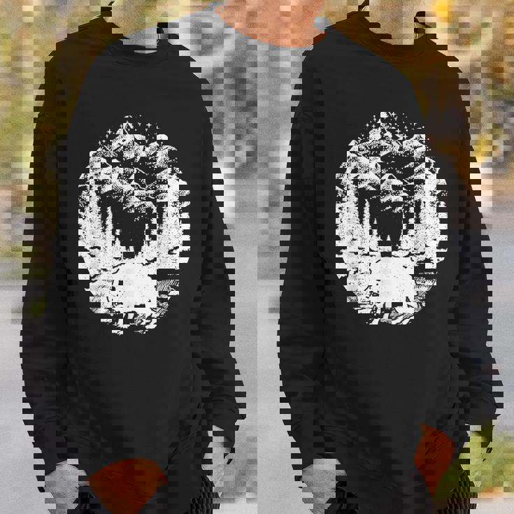 フォレストマウンテンの面白いスクオンク 星 Cryptid 内向性 スウェットシャツ 彼への贈り物