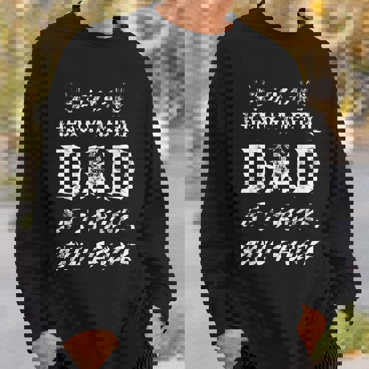 メンズ ヘヴィメタルをロックしたらヘヴィメタルお父さんだ スウェットシャツ 彼への贈り物