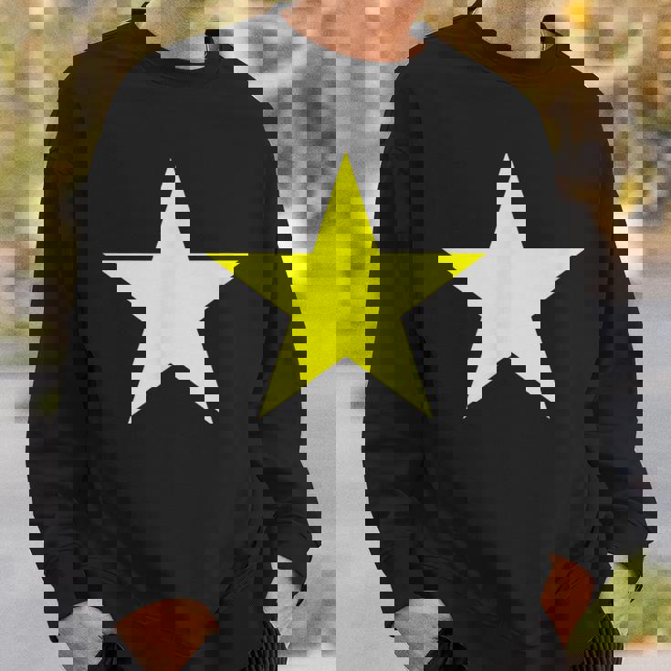 ベトナム国旗 星 ベトナム国旗 国旗 国旗 ハノイ サイゴン スウェットシャツ 彼への贈り物