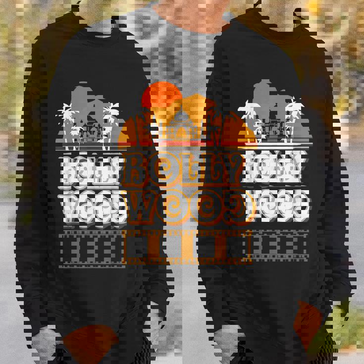 ボリウッド 映画愛好家 ヒンディーシネマ ヴィンテージ インド70年代インド スウェットシャツ 彼への贈り物