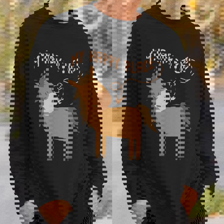 マイハッピープレイス I 馬好き I 乗馬 I 馬術用の馬 スウェットシャツ 彼への贈り物